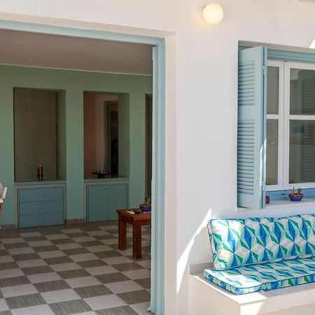 Emily'S Suites Adamantas  Dış mekan fotoğraf