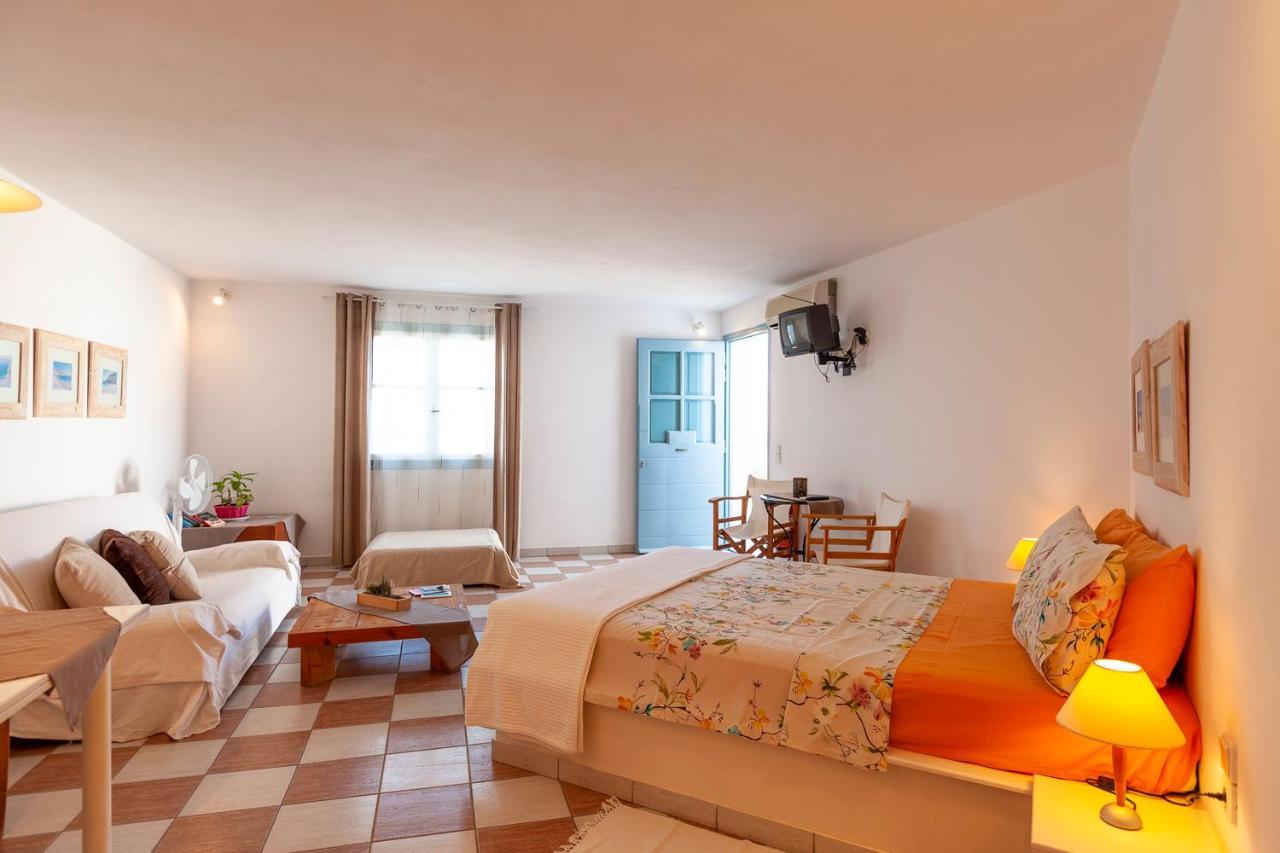 Emily'S Suites Adamantas  Dış mekan fotoğraf