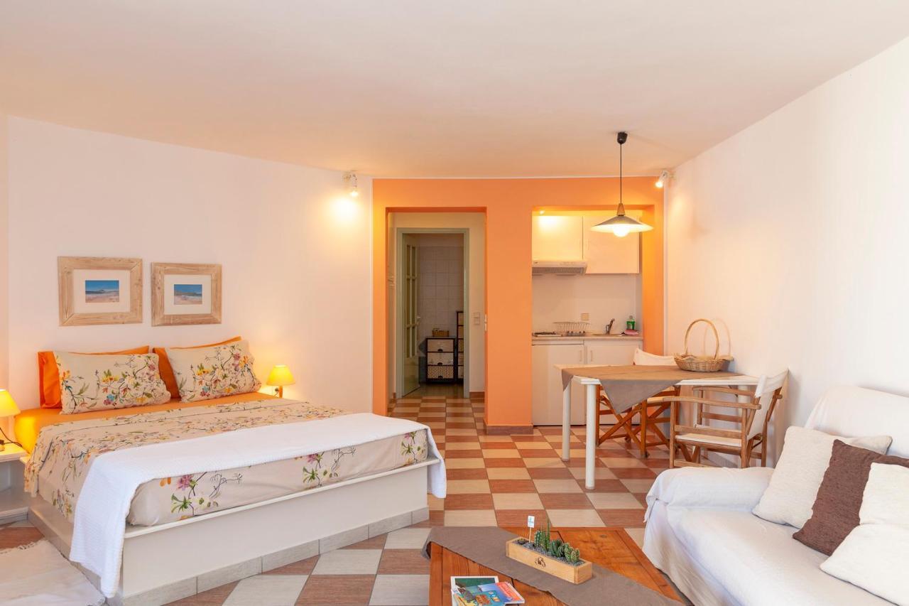 Emily'S Suites Adamantas  Dış mekan fotoğraf