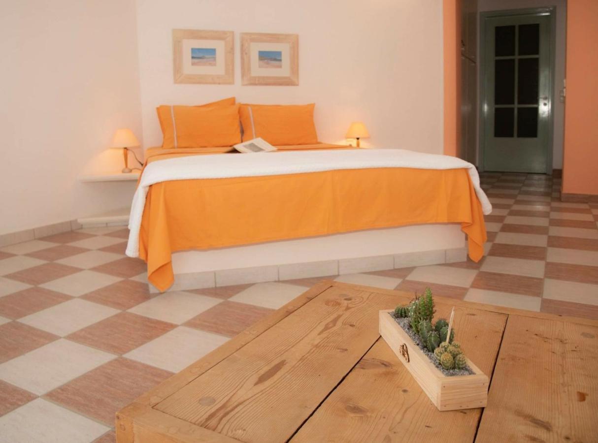 Emily'S Suites Adamantas  Dış mekan fotoğraf