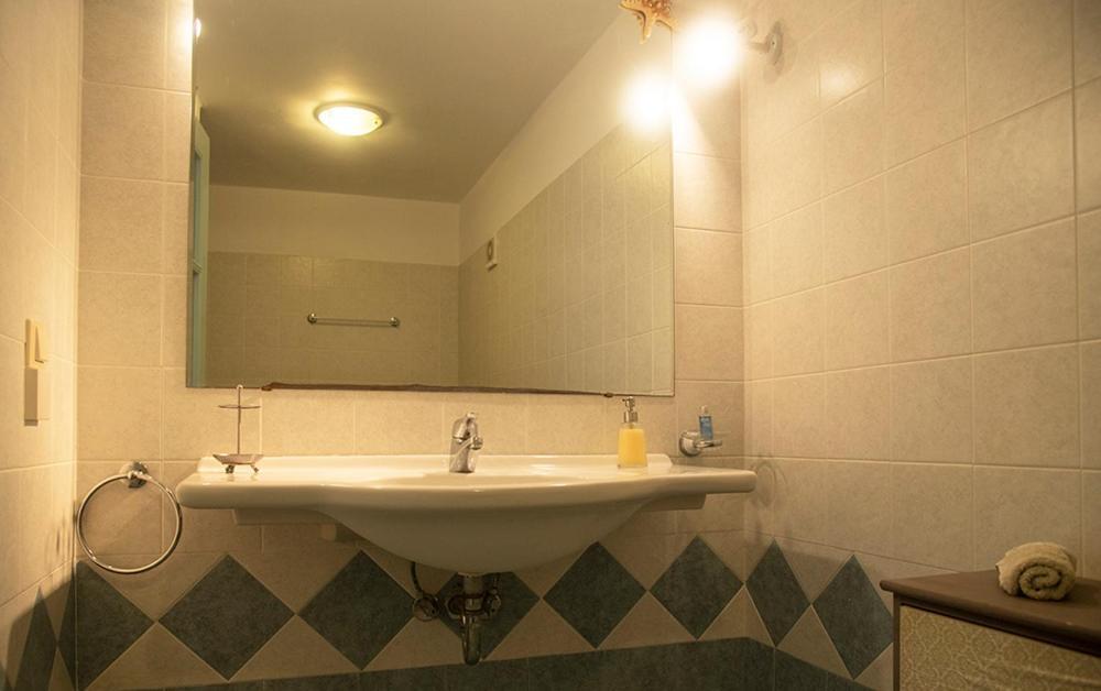 Emily'S Suites Adamantas  Dış mekan fotoğraf