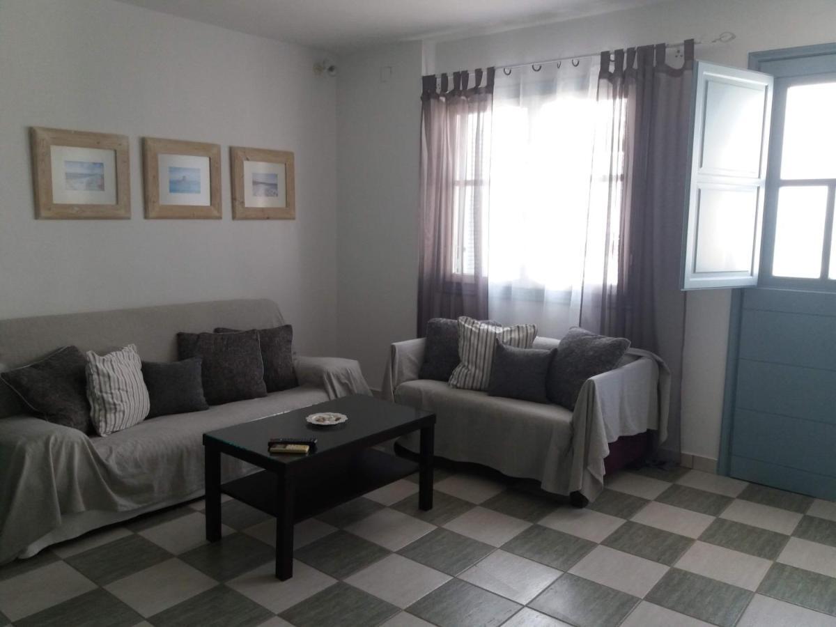Emily'S Suites Adamantas  Dış mekan fotoğraf