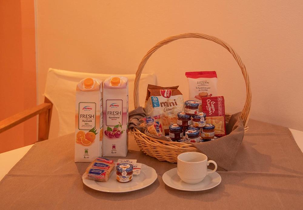 Emily'S Suites Adamantas  Dış mekan fotoğraf