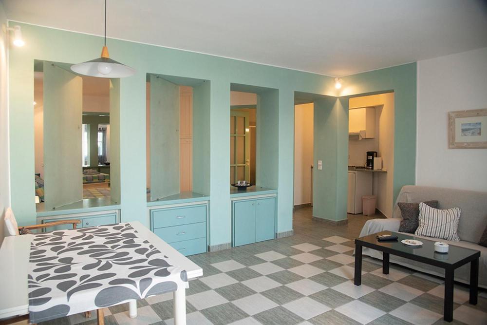 Emily'S Suites Adamantas  Dış mekan fotoğraf